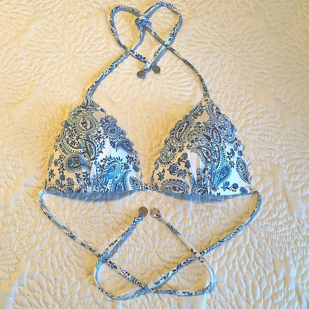 H&M bikini top size US 8 EU 40